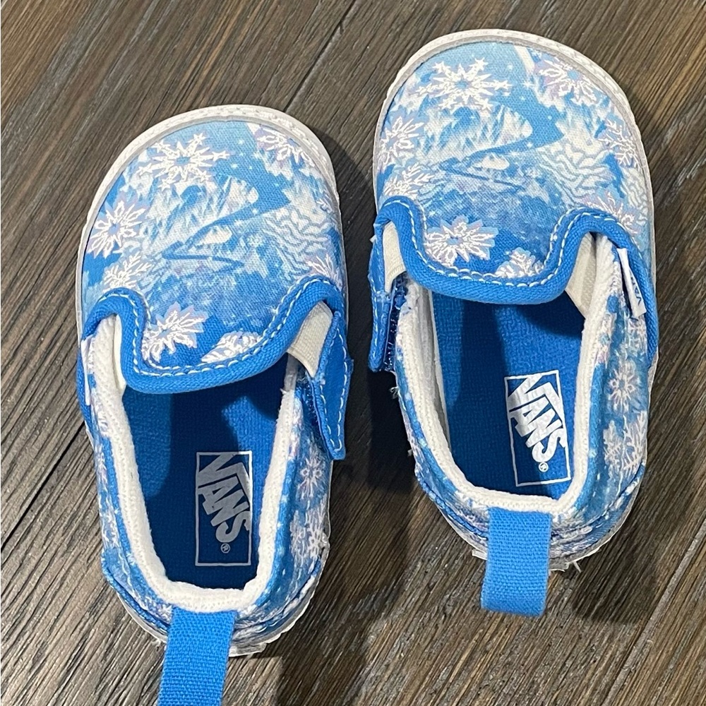 Vans Baby/Infant ‘Snowflakes Winter Wonderland Blue’ Slip-On Shoes